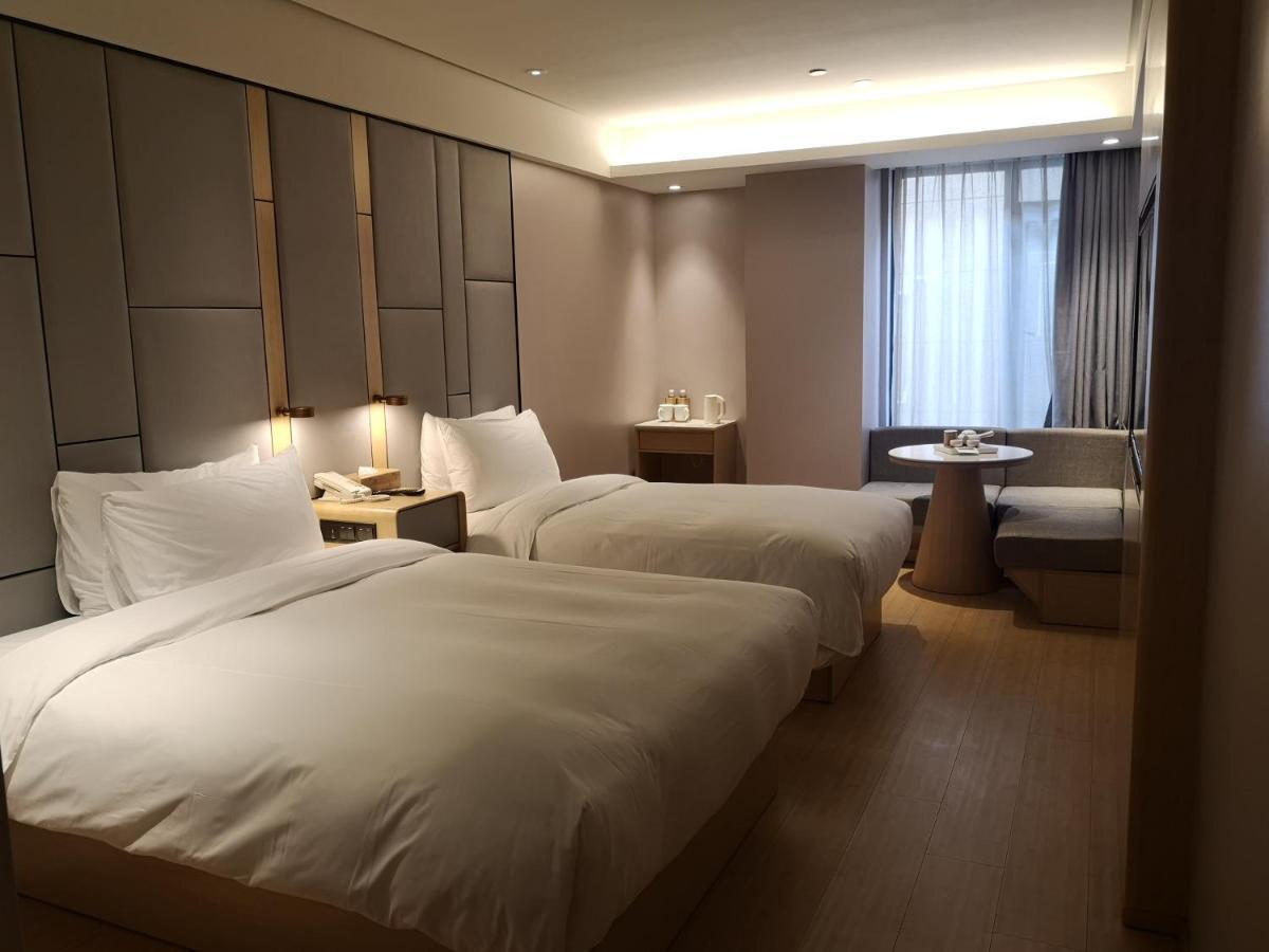 Ji Hotel Shanghai Exterior photo